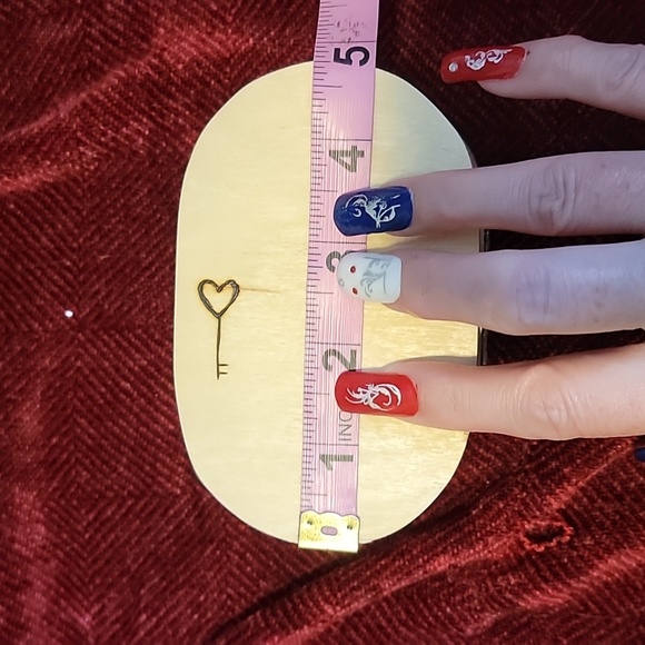 Butterfly semi-colon pyrography box - Picture 3 of 7